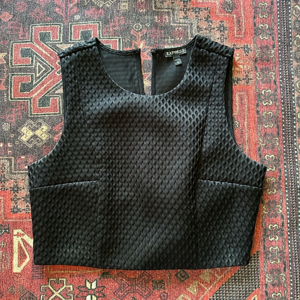 Express crop top